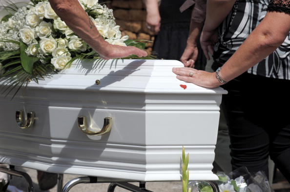 Calvados : une entreprise des pompes funèbres propose un corbillard tiré par un cheval pour les enterrements