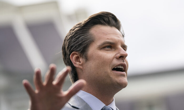 Donald Trump ne démissionne pas, « il ne quitte pas du tout la scène publique » selon le député Matt Gaetz