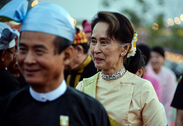 Coup d&rsquo;État en Birmanie : Aung San Suu Kyi et le Président du pays Win Myint détenus par l&rsquo;armée