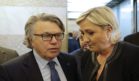 Photos d&rsquo;exactions de Daesh sur Twitter : Marine Le Pen et Gilbert Collard relaxés