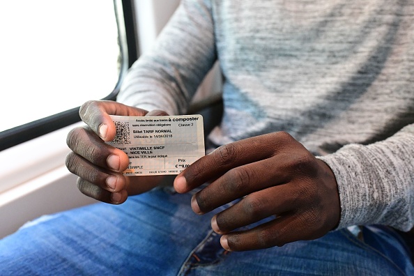 Immigration : des responsables du RN et LR offusqués qu&rsquo;un réfugié condamné pour apologie du terrorisme garde son statut