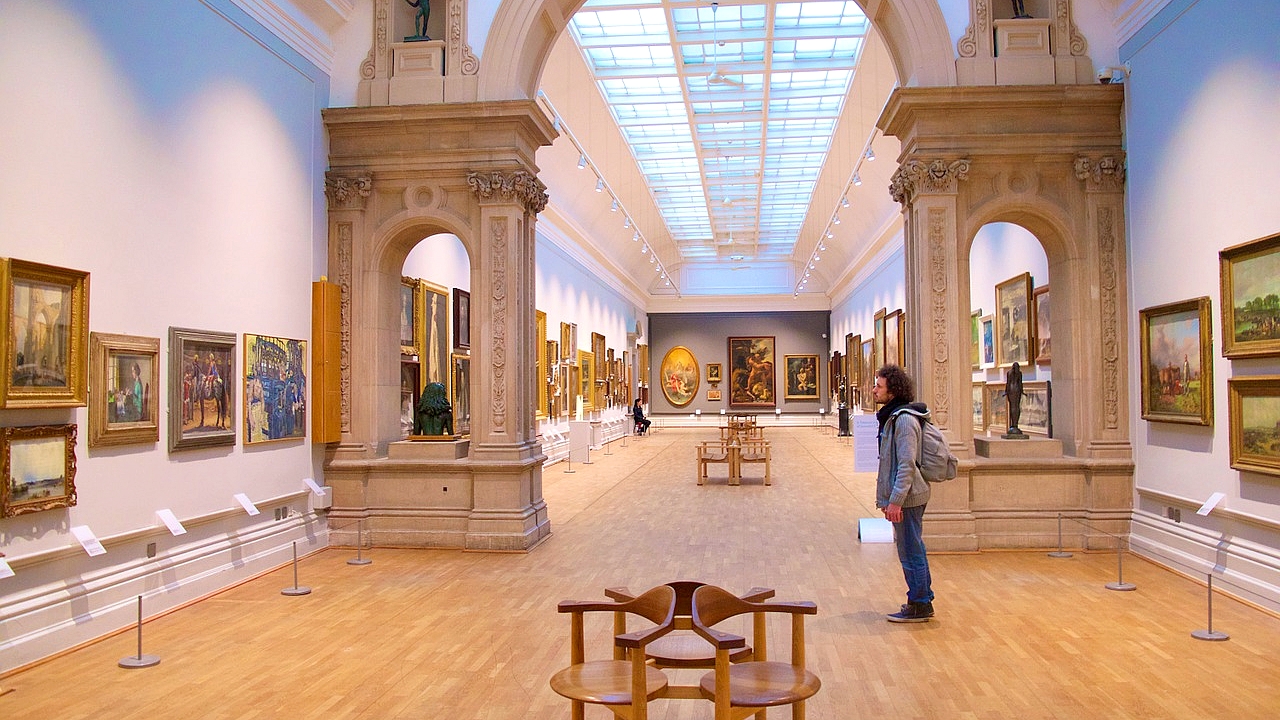 Covid : il y a 6 fois moins de risques de contagion dans les lieux culturels qu&rsquo;à l&rsquo;école, selon une étude allemande