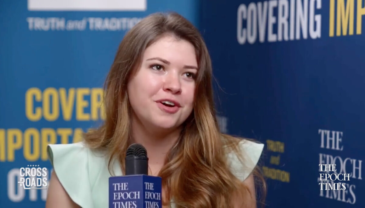 Le PCC utilise des dîners privés et des voyages rémunérés pour influencer les médias et les politiciens selon une journaliste d&rsquo;enquête