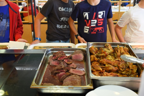 Lyon : retour à petite dose de la viande dans les cantines scolaires