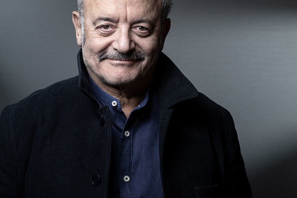 Louis Chedid dénonce la « loi inhumaine » interdisant aux proches des malades du Covid en fin de vie de les voir