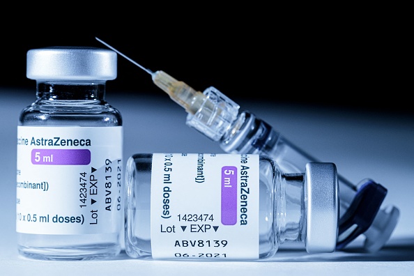Coronavirus : le Danemark abandonne le vaccin d&rsquo;AstraZeneca, une première en Europe