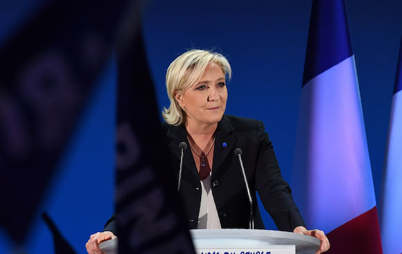 Présidentielle 2022 : Marine Le Pen à l&rsquo;Élysée ? « une possibilité non négligeable », selon une étude