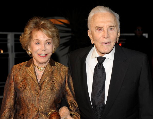 Anne Douglas, veuve de l&rsquo;acteur Kirk Douglas, est décédée