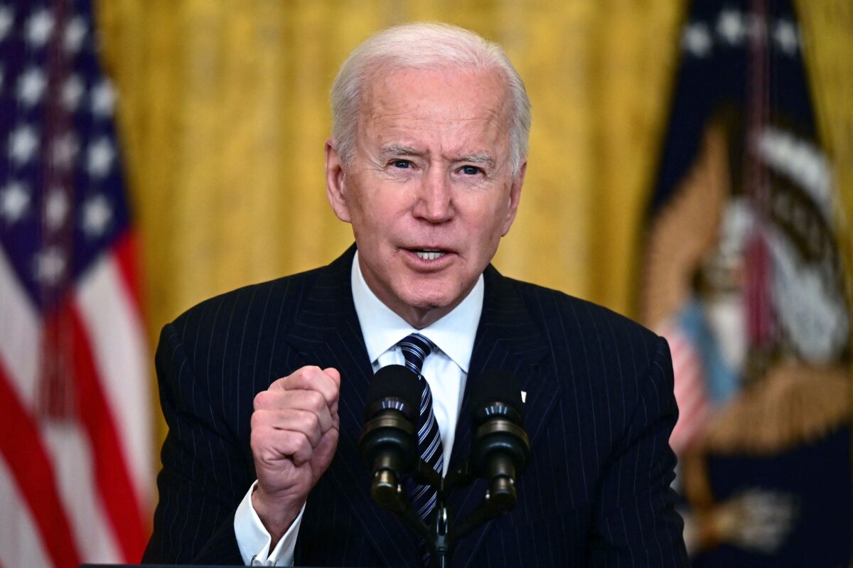 Biden : certains membres du renseignement américain pensent que le Covid-19 provient d&rsquo;un « accident de laboratoire » chinois