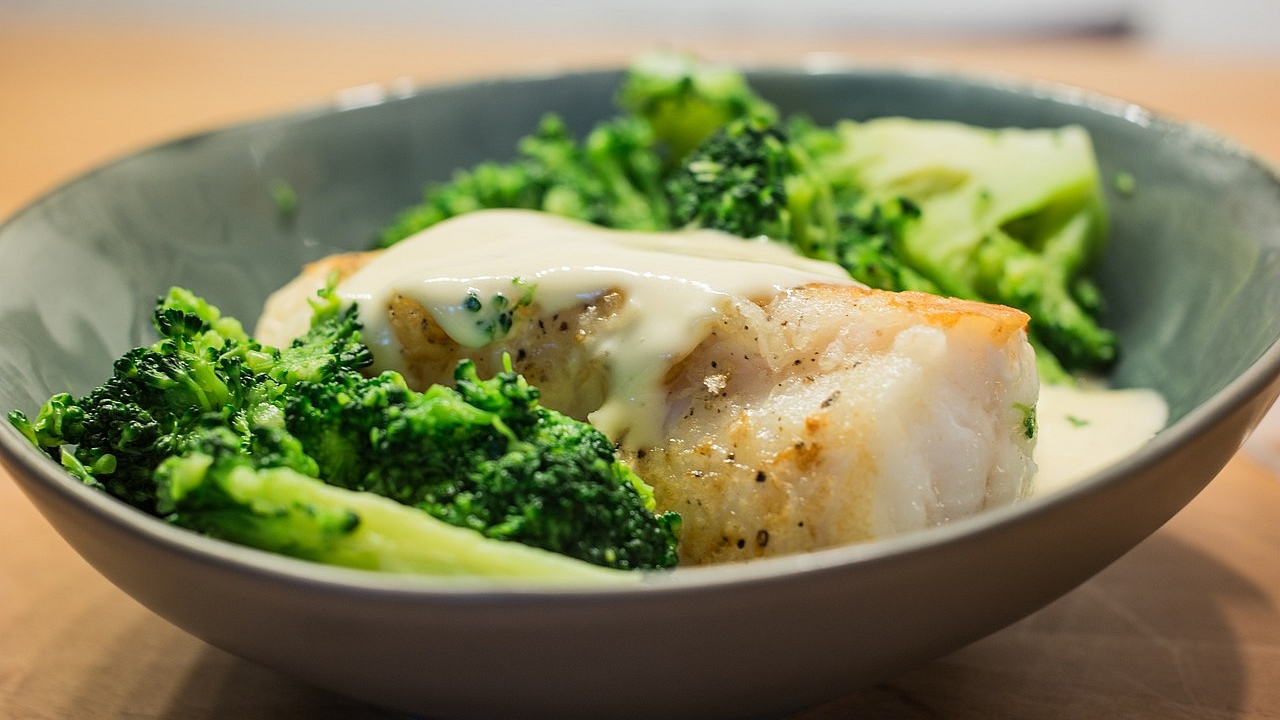 La lotte achetée 3€ le kilo aux pêcheurs est vendue 35€ à l&rsquo;étal, pourquoi ?