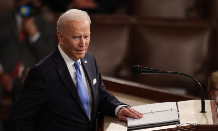 Biden : les Américains qui refusent des emplois « convenables » perdront leurs allocations de chômage