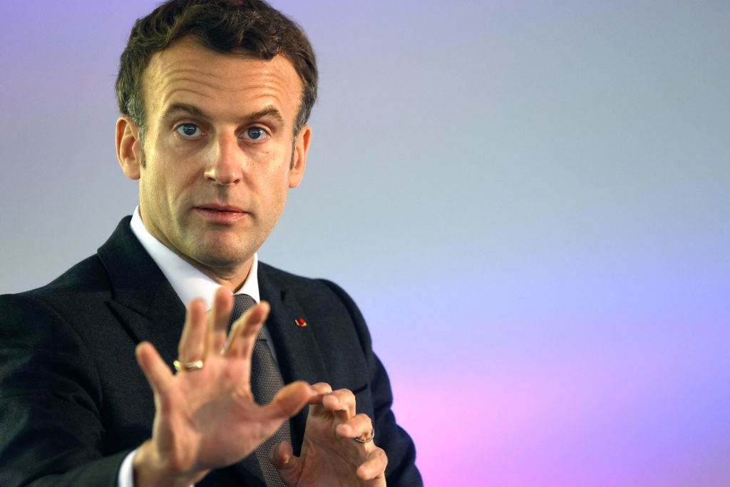 Mali: Emmanuel Macron menace de retirer les militaires français si le pays s&rsquo;enfonce dans l&rsquo;islamisme radical