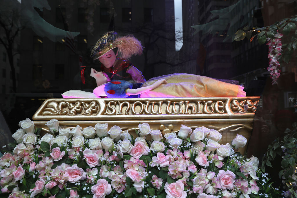 Cancel culture : le baiser du prince charmant pour Blanche-Neige jugé «non consenti»