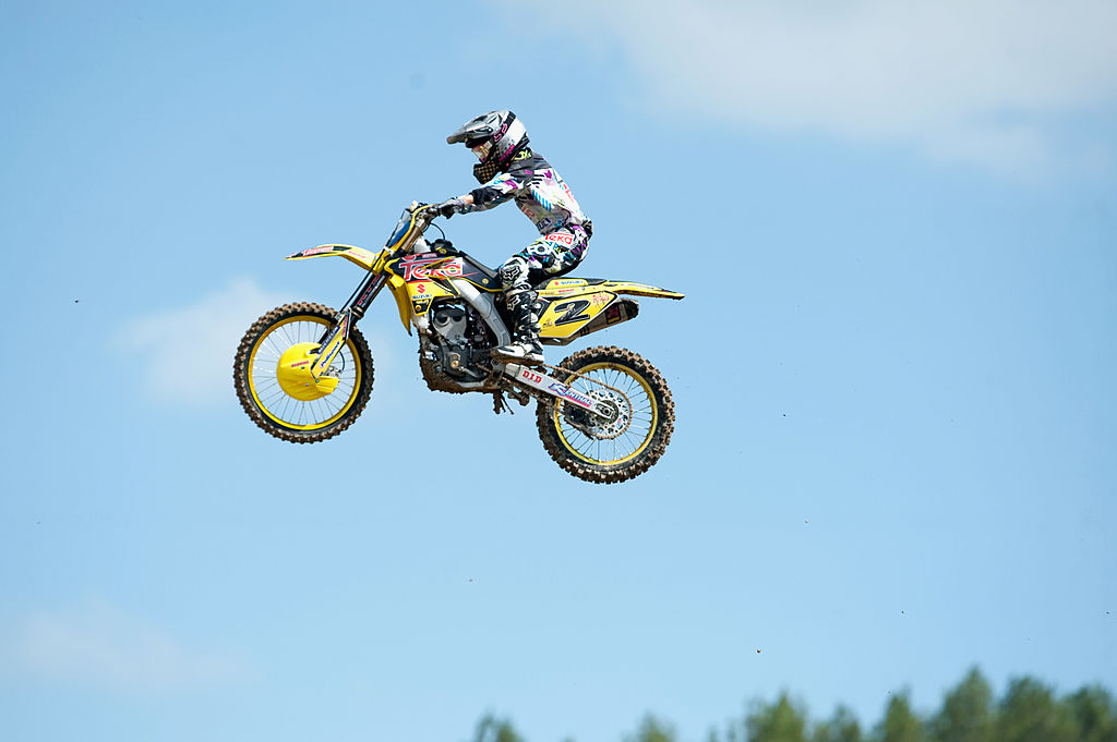 Le pilote Alex Harvill se tue à 28 ans en tentant de battre un record du monde de saut à moto