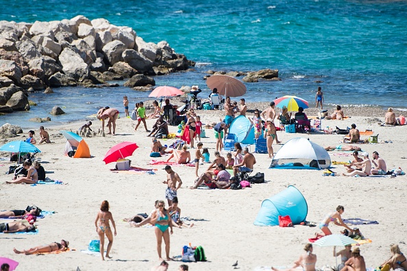 Coronavirus : le port du masque n&rsquo;est plus obligatoire sur les plages des Bouches-du-Rhône