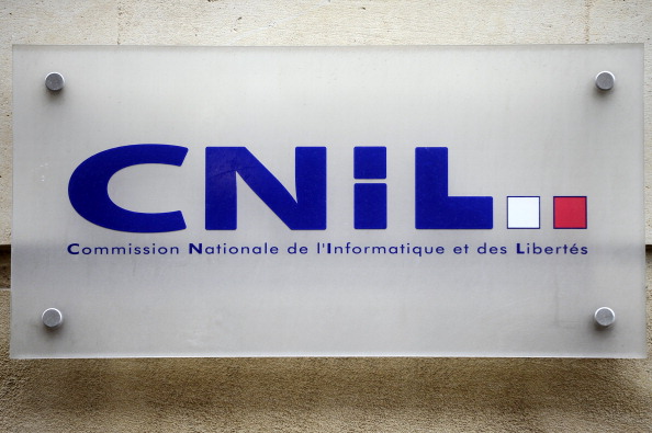 Extension du pass sanitaire : la CNIL alerte d&rsquo;une atteinte « particulièrement forte » aux libertés