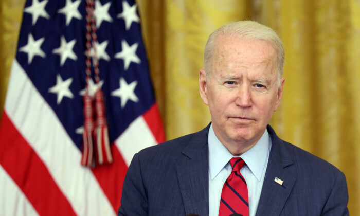 L&rsquo;administration Biden annonce la création d&rsquo;équipes de « sensibilisation » qui feront du porte-à-porte pour « que les Américains soient vaccinés »