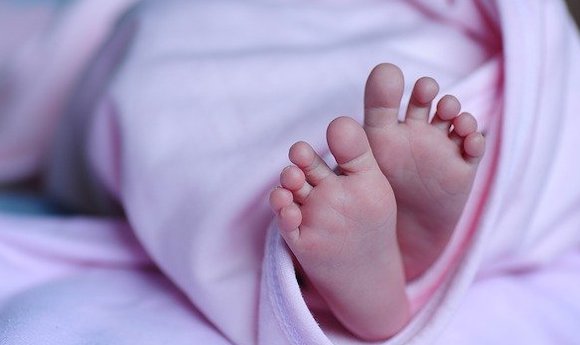 Mort d&rsquo;un nourrisson dans l&rsquo;Eure : les parents condamnés à 20 et 7 ans de prison