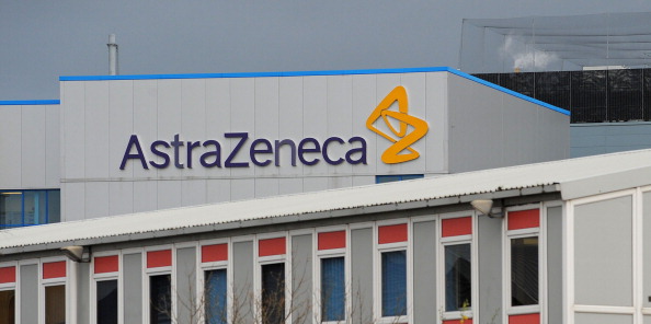 Un cocktail d&rsquo;anticorps AstraZeneca se serait montré efficace à 77 % contre le Covid-19 symptomatique lors d&rsquo;un essai clinique