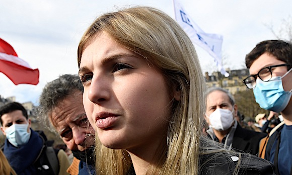 Prison avec sursis pour Thaïs d&rsquo;Escufon, ex-porte-parole de Génération identitaire