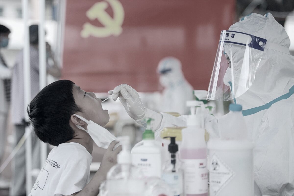 Alors que la Chine tient les non-vaccinés pour responsables, qui tiendra la Chine responsable du Covid-19 ?
