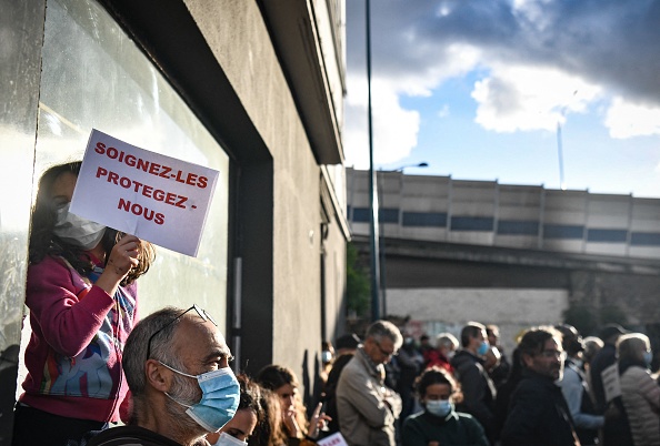 « Protégez-nous ! »: manifestation à Aubervilliers contre l&rsquo;implantation d&rsquo;usagers du crack