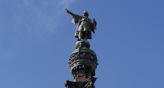 Mexico : la statue de Christophe Colomb remplacée par celle d&rsquo;une femme indigène