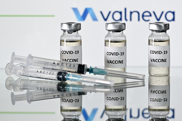 Vaccins Covid-19 : le franco-autrichien Valneva obtient un contrat de l&rsquo;UE allant jusqu&rsquo;à 60 millions de doses