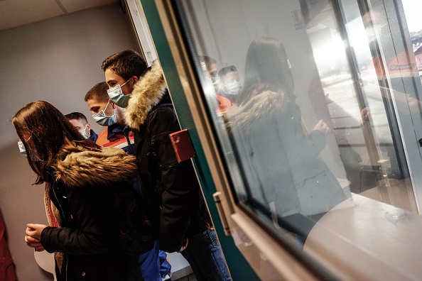 Covid-19 : les élèves de 6e incités à réaliser deux autotests par semaine, selon Jean-Michel Blanquer