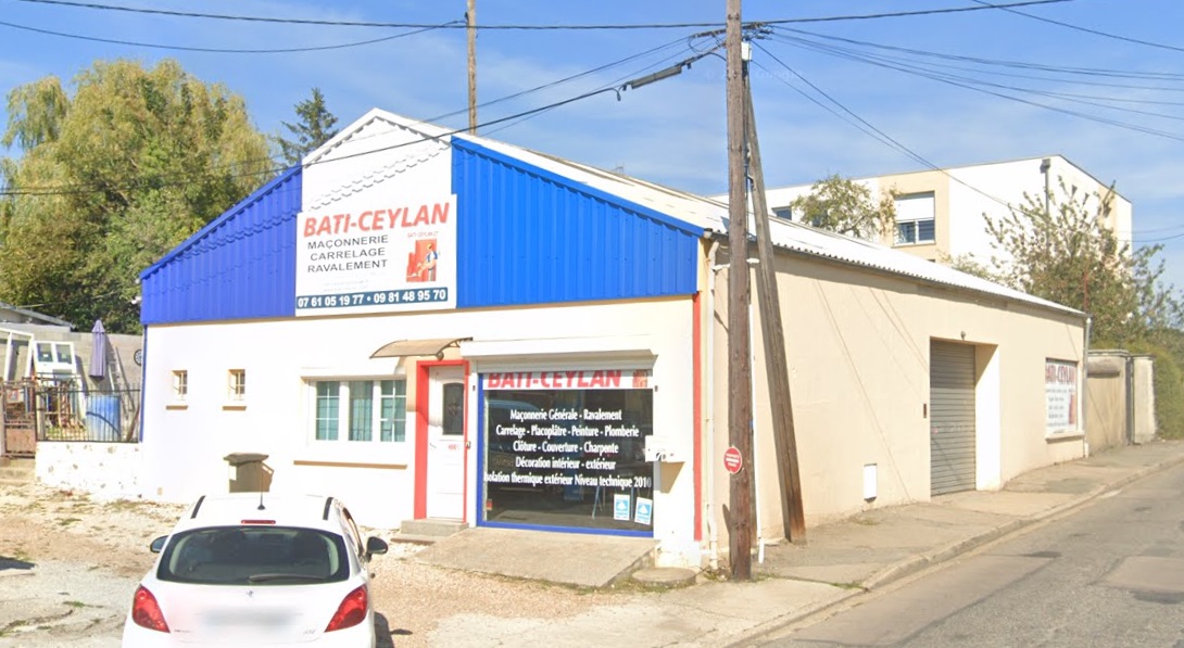 À Évreux, un artisan partage son local commercial avec des sans-abris pour qu&rsquo;ils soient au chaud cet hiver