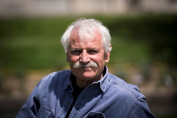 Yann Arthus-Bertrand achète 28 hectares pour en faire une réserve naturelle à côté de chez lui