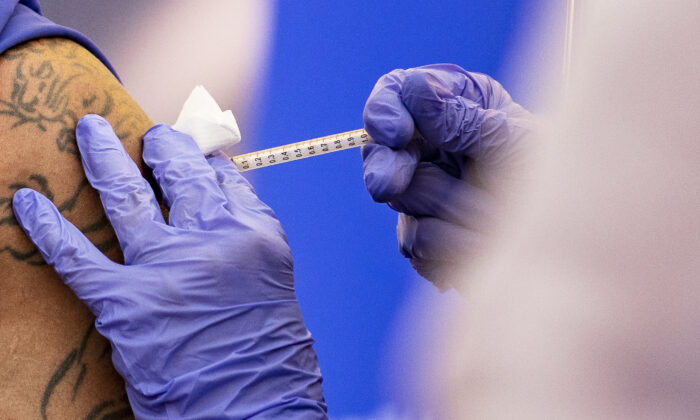 Les vaccins contre le Covid-19 liés à la modification du cycle menstruel, selon une étude