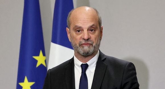 « On ne fait pas une grève contre un virus », lance Jean-Michel Blanquer aux enseignants