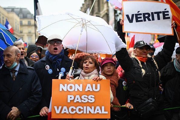 Manifestations anti-pass vaccinal : fort regain de mobilisation dans toute la France