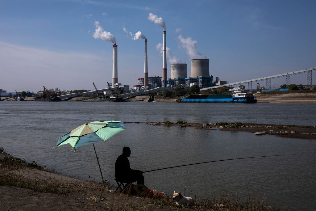 Une centrale électrique « verte » mise à l’arrêt au Xinjiang à cause de ses rejets polluants