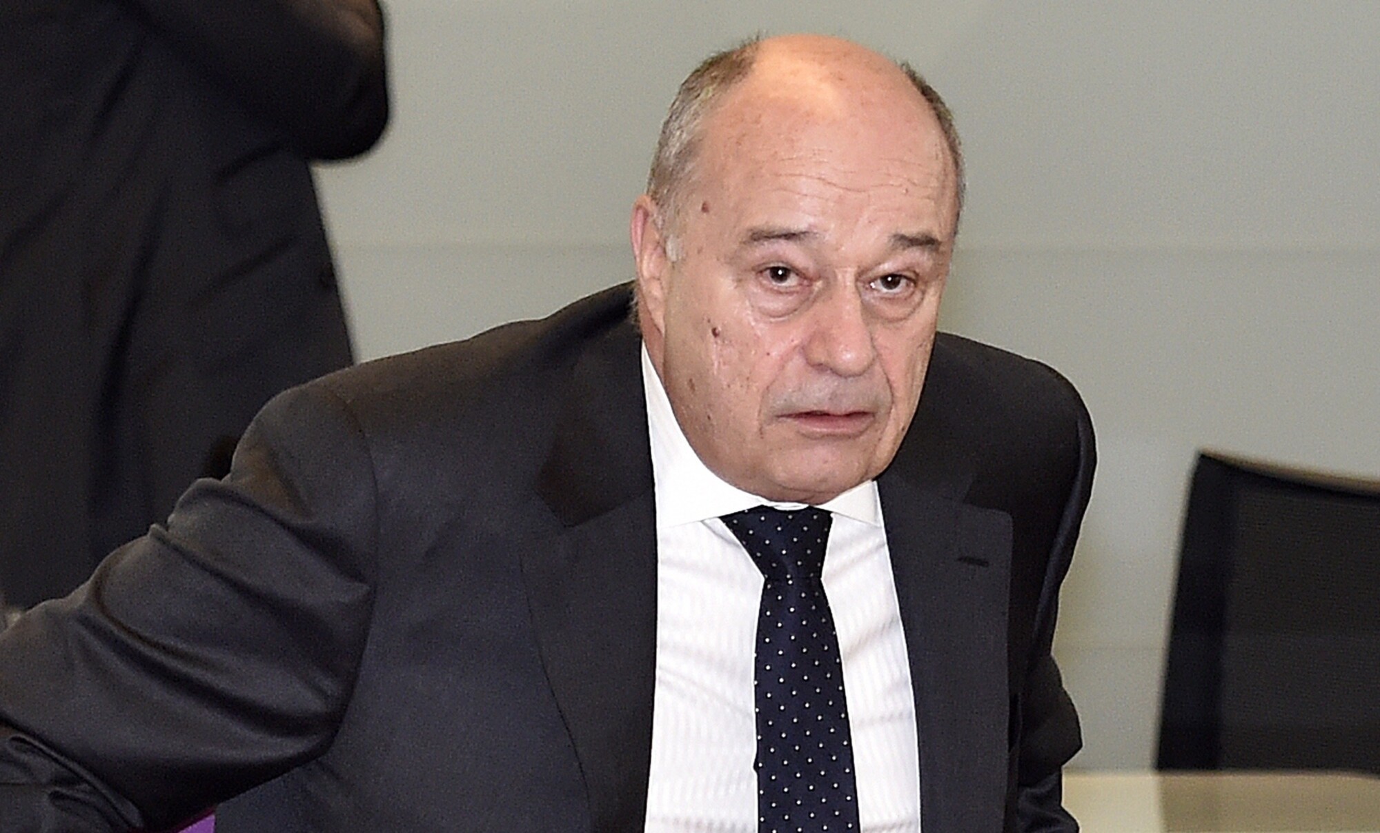 Accusations de viols : l&rsquo;enquête visant l&rsquo;ex-ministre Jean-Michel Baylet classée sans suite pour prescription