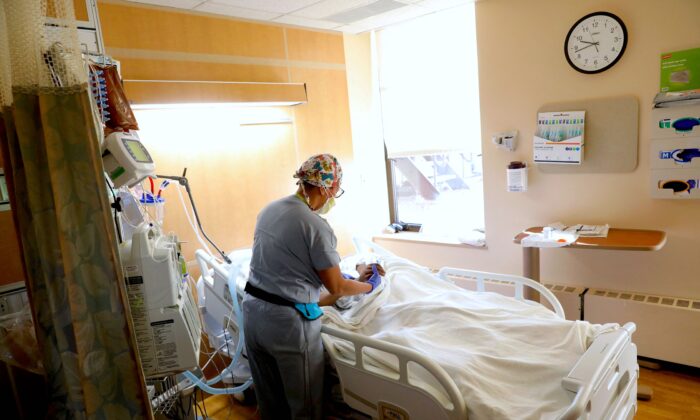 EXCLUSIF : Certains États américains enquêtent sur la hausse spectaculaire de la mortalité chez les 18-49 ans, majoritairement non liée au Covid