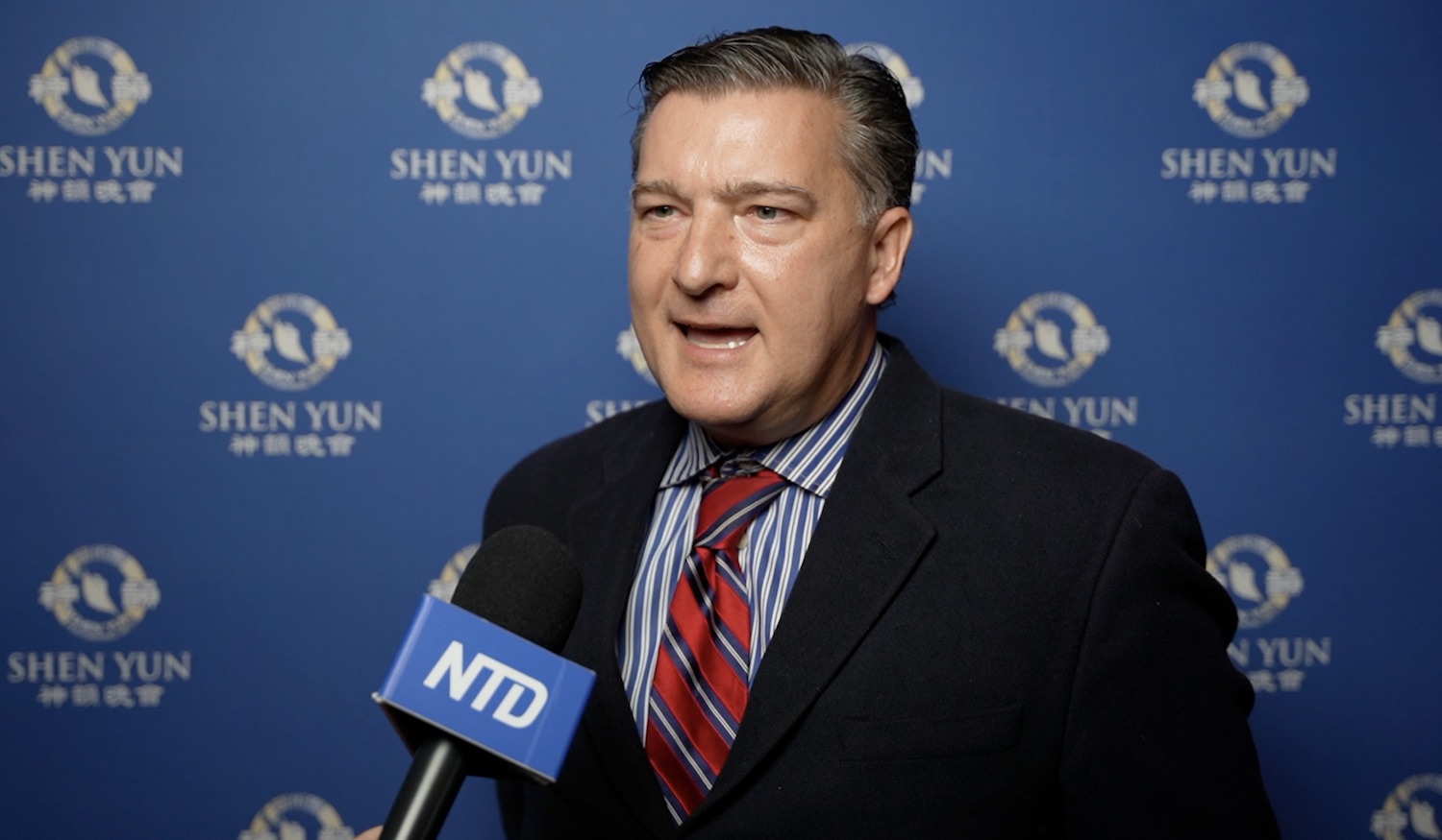 Les Jeux olympiques se déroulent peut-être à Pékin, mais la « vraie Chine » se trouve dans Shen Yun