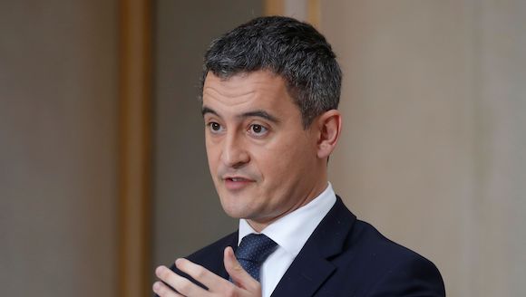 Gérald Darmanin veut délivrer la carte de séjour à ceux qui « justifient d&rsquo;un niveau minimal de français »