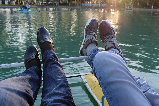 À 55 ans, il adopte son colocataire de 20 ans qui n&rsquo;a jamais eu ses parents pour s&rsquo;occuper de lui