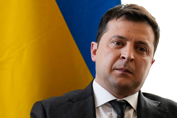 Guerre en Ukraine : Zelensky « tempère » sa demande d&rsquo;adhésion à l&rsquo;Otan et se dit prêt à un « compromis »
