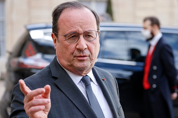 Présidentielle 2022 : François Hollande juge que Jean-Luc Mélenchon serait un Président « pas utile »