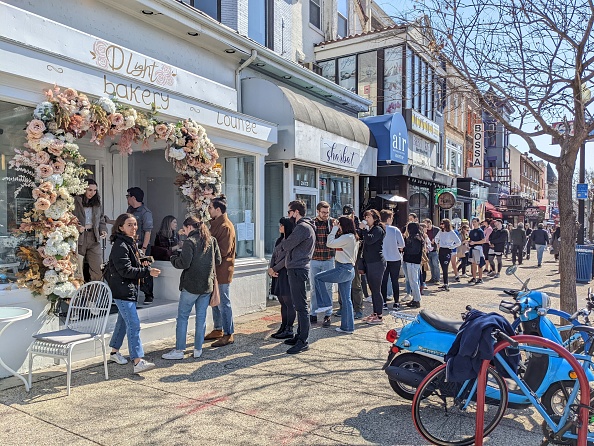 Dans les restaurants américains, le soutien à l&rsquo;Ukraine et le désamour pour la Russie