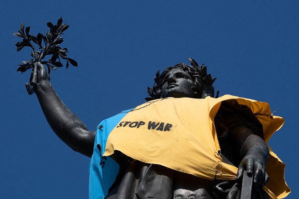 Reprise des pourparlers russo-ukrainiens en Turquie, Kiev dit regagner du terrain