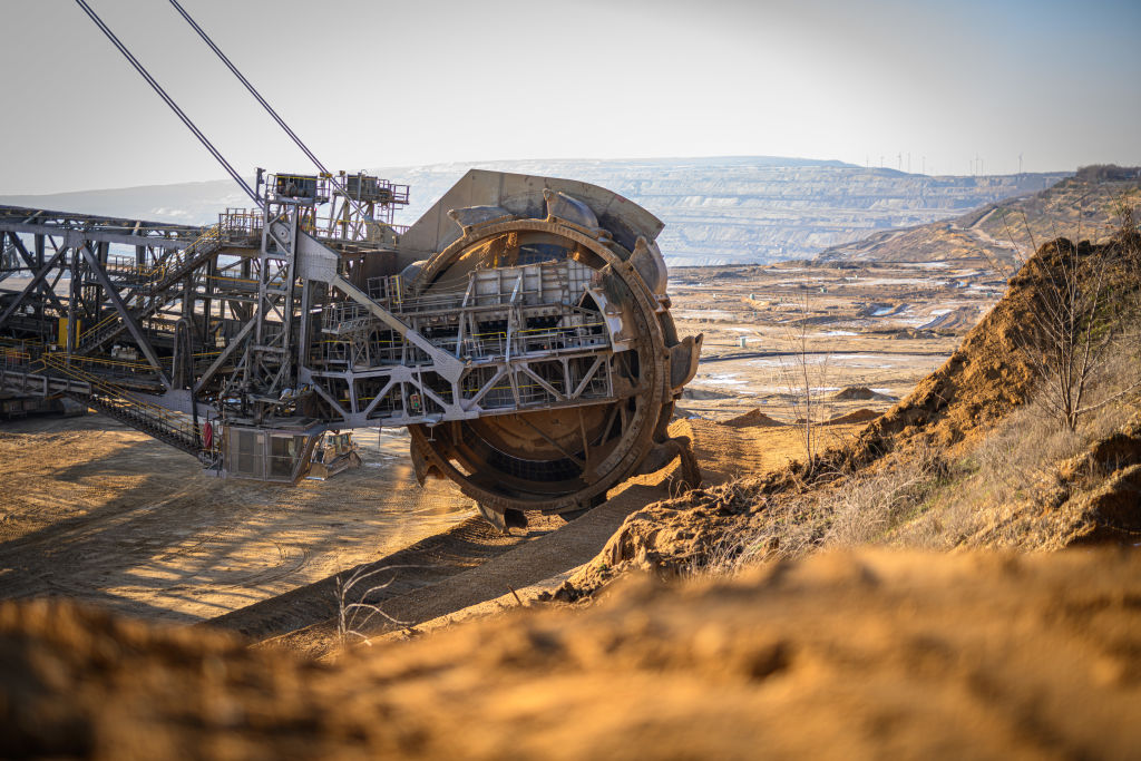 La guerre du métal: encore des dizaines de milliards d’euros pour le développement technologique