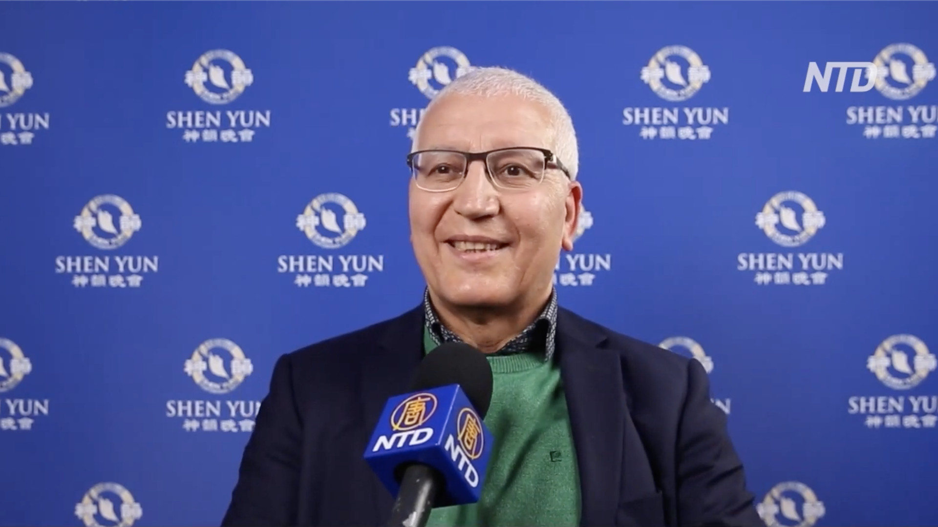 [Vidéo] Shen Yun, « c’était la lumière, c’était très très puissant ! »
