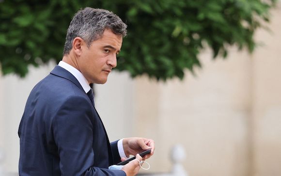 Nuit du Nouvel An 2023: 20% de voitures brûlées en moins et aucun « incident notable », se félicite Gérald Darmanin