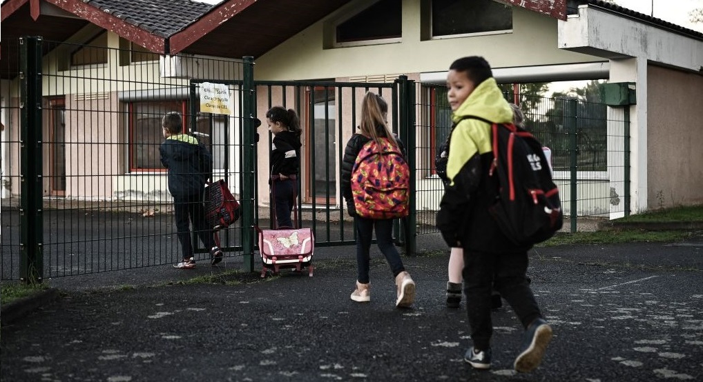 Rennes : la rue de deux écoles fermée aux voitures chaque matin pour permettre aux écoliers de circuler en toute sécurité