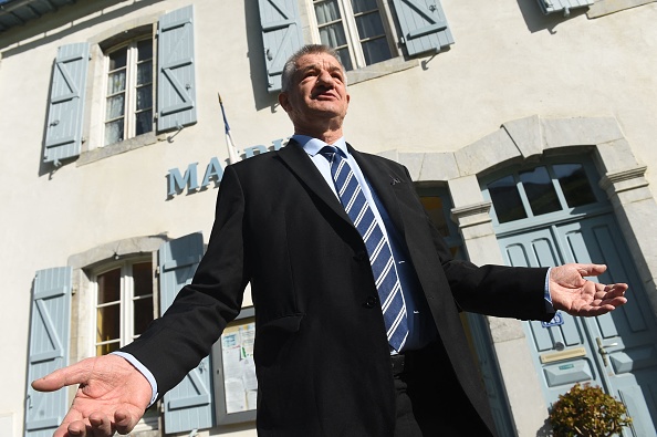 Présidentielle 2022 : Jean Lassalle vient en aide aux parti PS, LR et EELV pour le financement de leurs campagnes