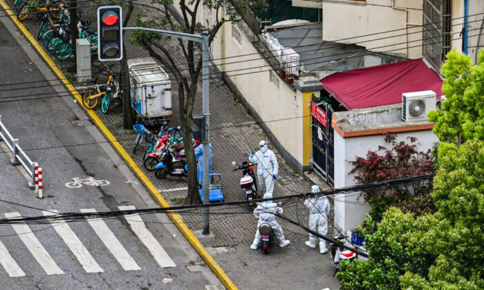 À Shanghai, plus de personnes mourront du confinement que du Covid annonce un expert reconnu en Chine